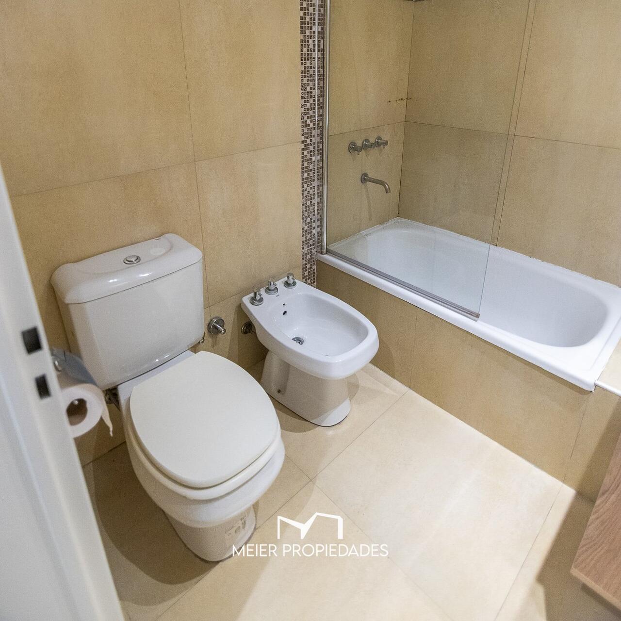 Monoambiente en Villa Luzuriaga Reciclado a nuevo Equipamiento Premium - Imagen 7