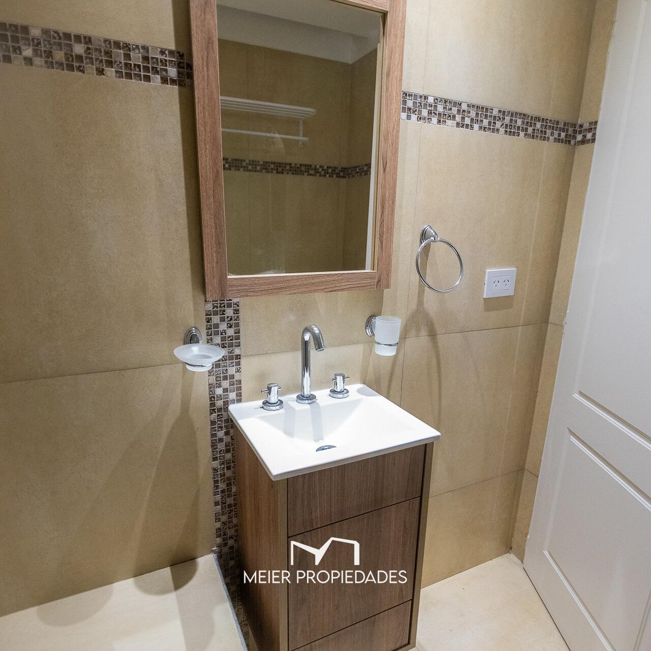 Monoambiente en Villa Luzuriaga Reciclado a nuevo Equipamiento Premium - Imagen 6