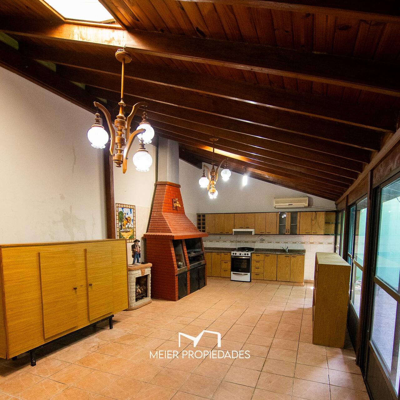 Hermoso Chalet en Isidro Casanova - Ideal 2 Familias - Valor en Oportunidad! - Imagen 2
