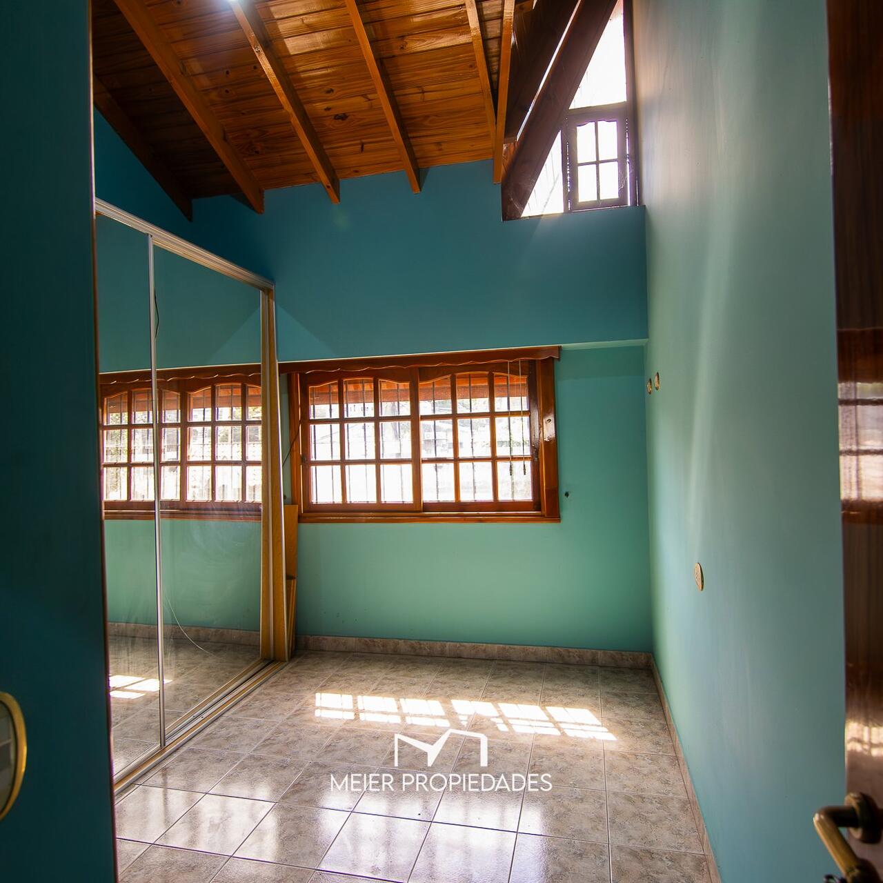 Hermoso Chalet en Isidro Casanova - Ideal 2 Familias - Valor en Oportunidad! - Imagen 18