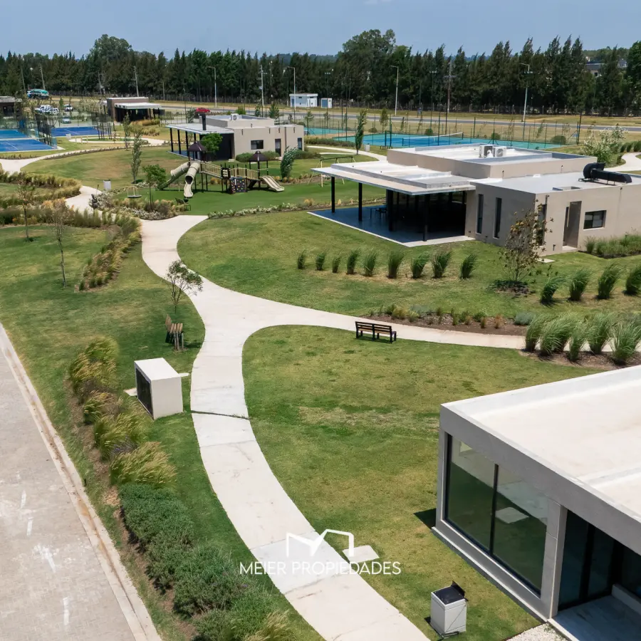 Lote en Barrio "Las Victorias" Canning - AL LAGO - 823 M2 LOTE: 207 - Imagen 11