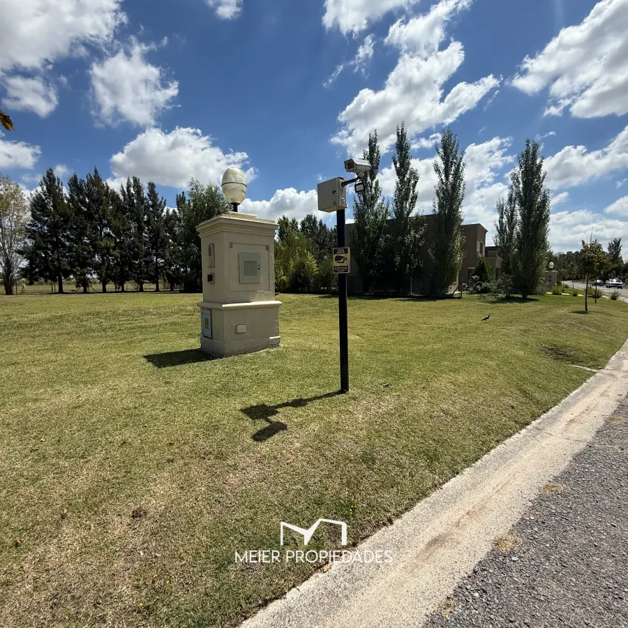 Lote en Barrio "Lagos de San Eliseo" Canning - Permetral - 793 M2 - LOTE: 8 - Imagen 7