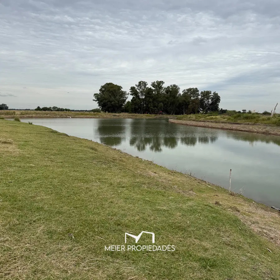 Lote en Barrio "El Principado" 711 M2 - AL LAGO - LOTE:10 FRAC: 25 - Imagen 3