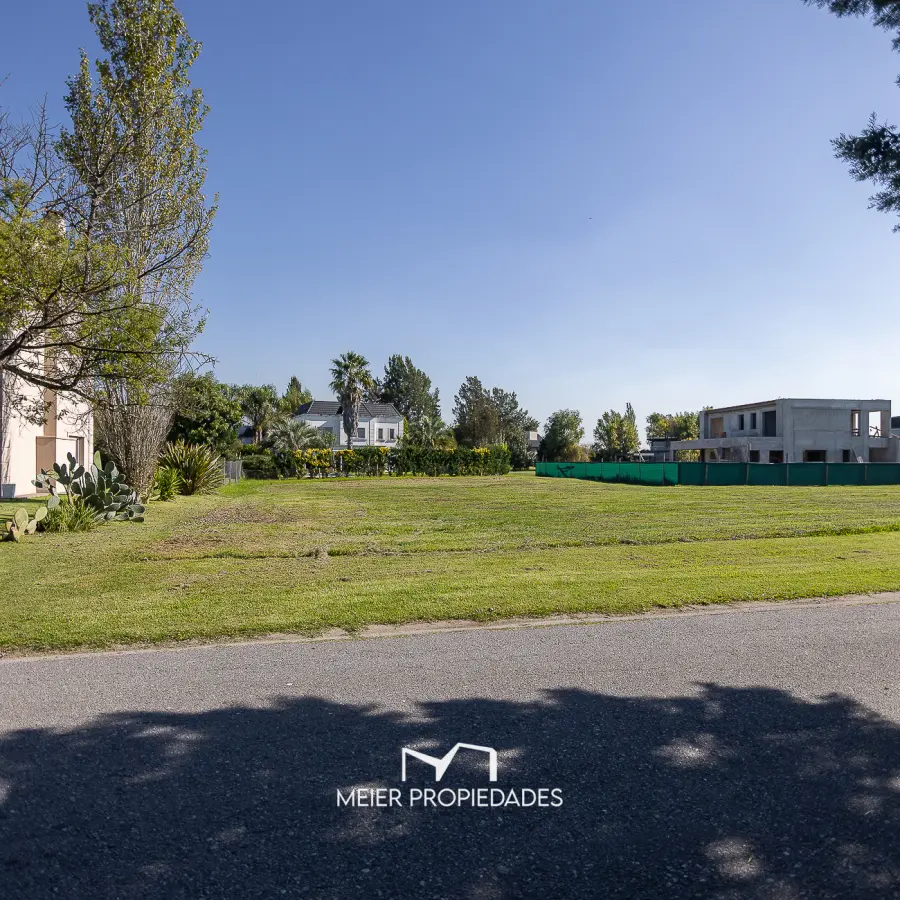 Lote en Barrio "San Eliseo Golf" Canning 968m2 - Inmejorable Ubicacion - LOTE: 3-23 - Imagen 2