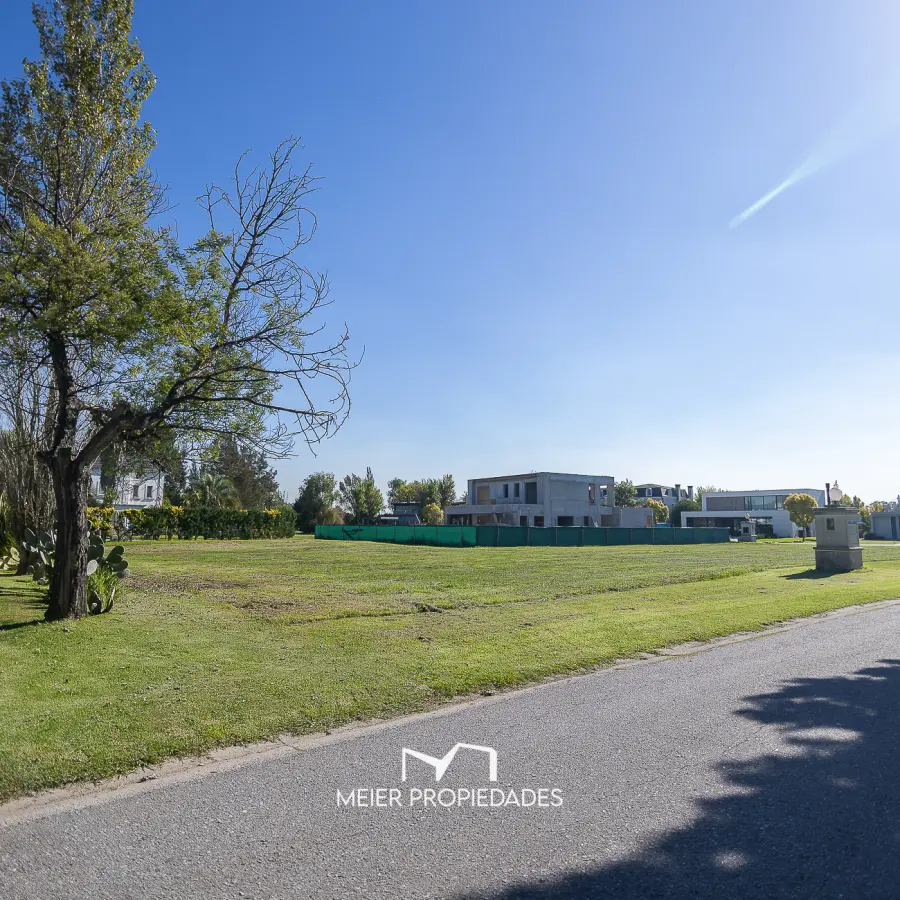 Lote en Barrio "San Eliseo Golf" Canning 968m2 - Inmejorable Ubicacion - LOTE: 3-23 - Imagen 3