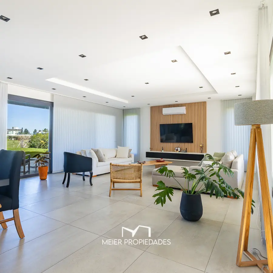 Casa en Venta en Terralagos, Canning 5amb 368m2 Lote: 719 - Imagen 2