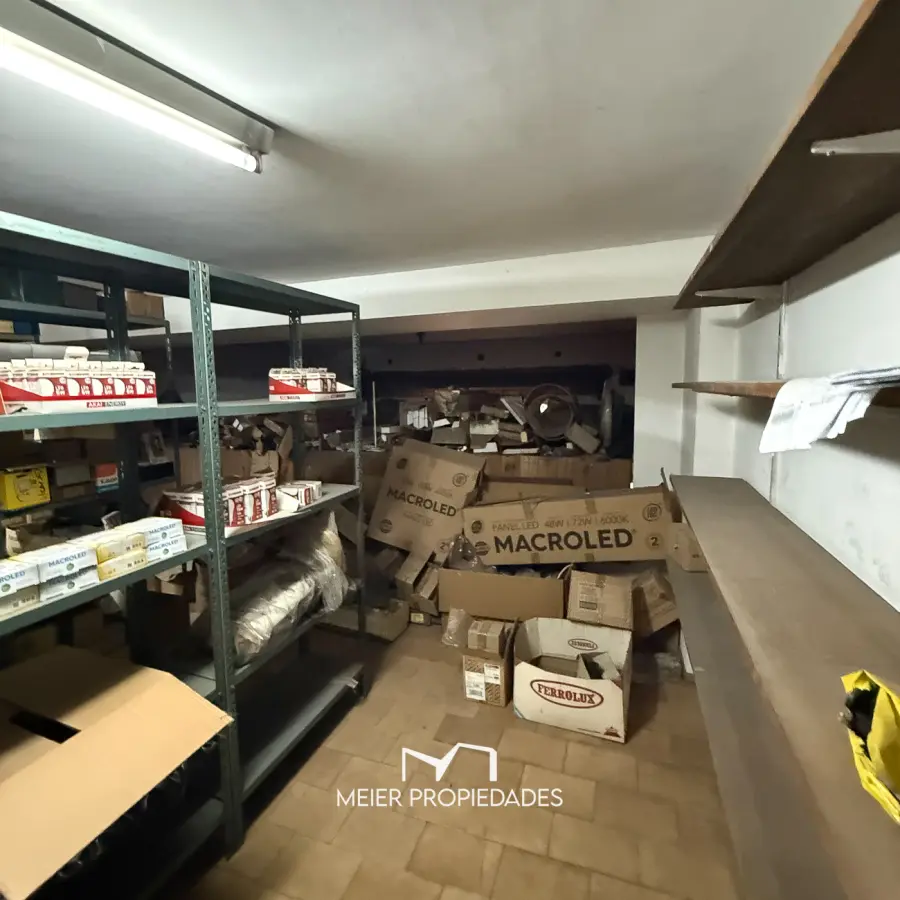 Local Comercial con Entrepiso en Monserrat CABA 90m2 Ubicacion Estrategica - Imagen 9