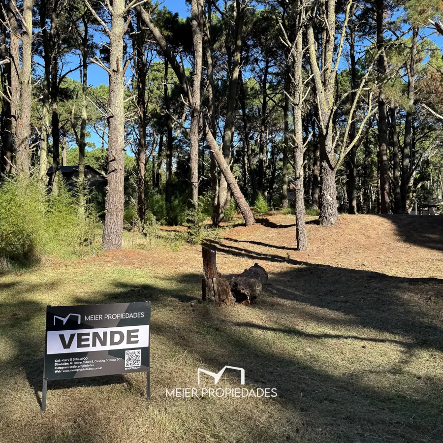 Lote en Costa del Este - 480 M2 Barrio "LA RESERVA" - Los Cedros y Violetas - Imagen 1