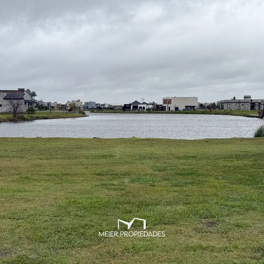 Lote En Barrio “Santa Clara al Sur” - A la Laguna -  Lote:331 737M2  - Imagen 3