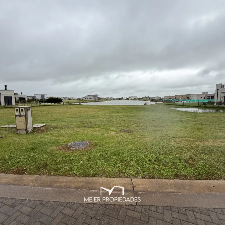 Lote En Barrio “Santa Clara al Sur” - A la Laguna -  Lote:331 737M2  - Imagen 5