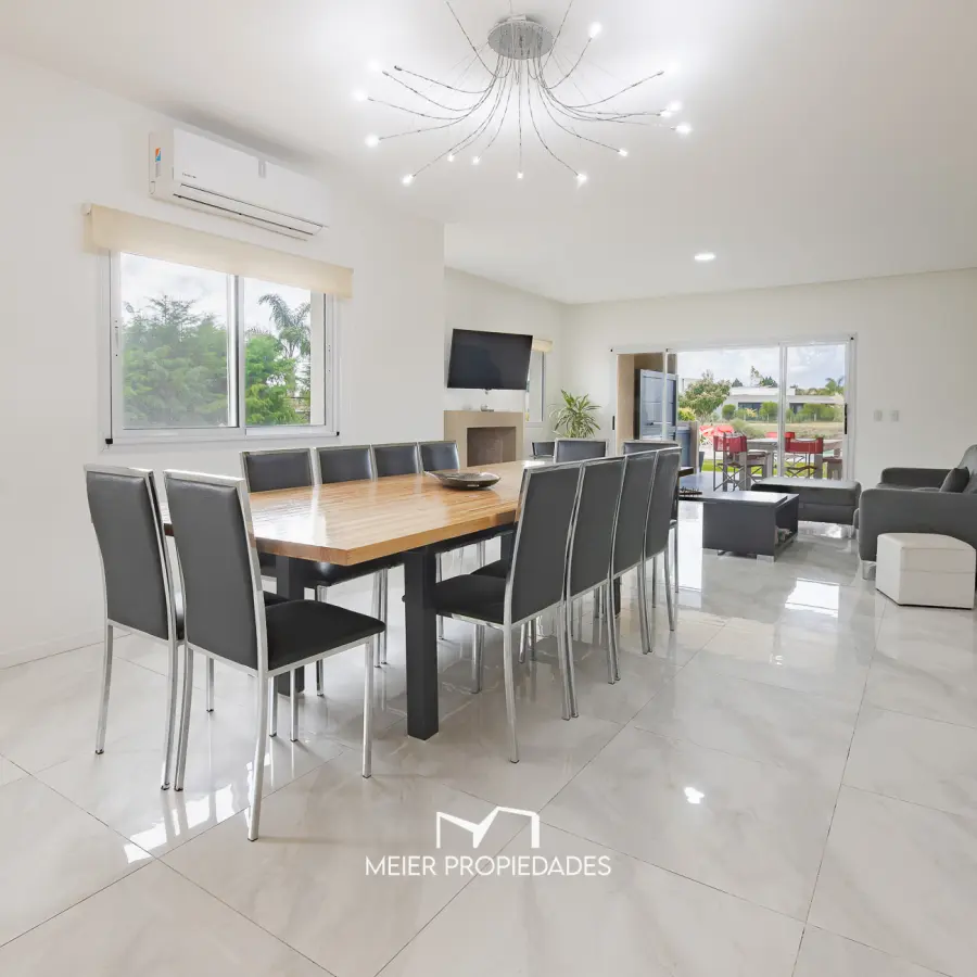 Casa de Categoría en Venta sobre el Lago en  "Lagos de San Eliseo" | 4 Dormitorios | Pileta | Lote de 800 m² - Imagen 8