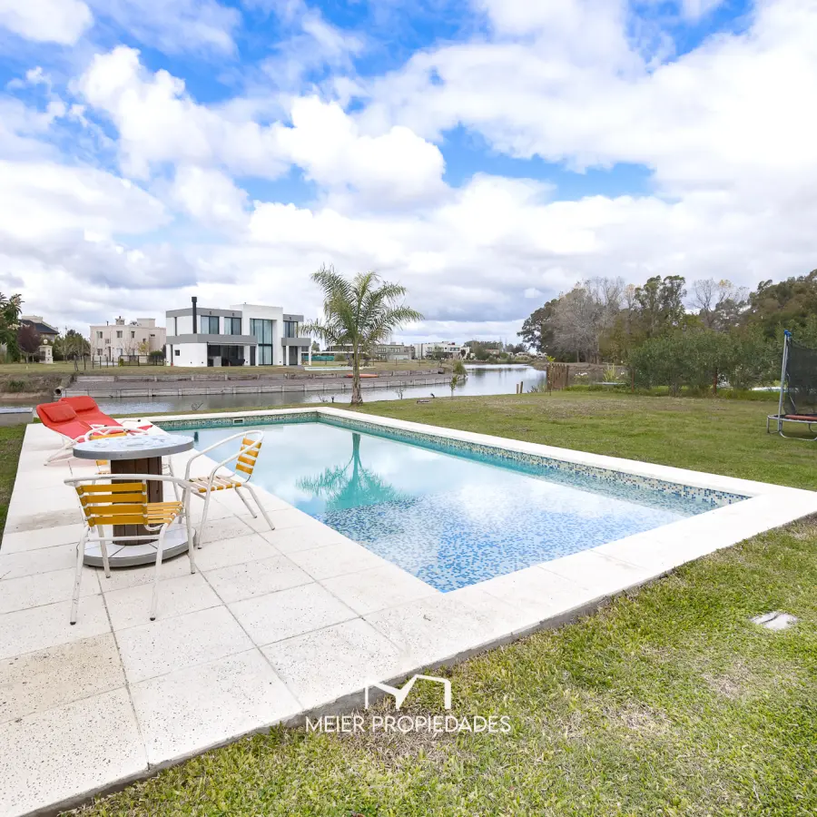 Casa de Categoría en Venta sobre el Lago en  "Lagos de San Eliseo" | 4 Dormitorios | Pileta | Lote de 800 m² - Imagen 12