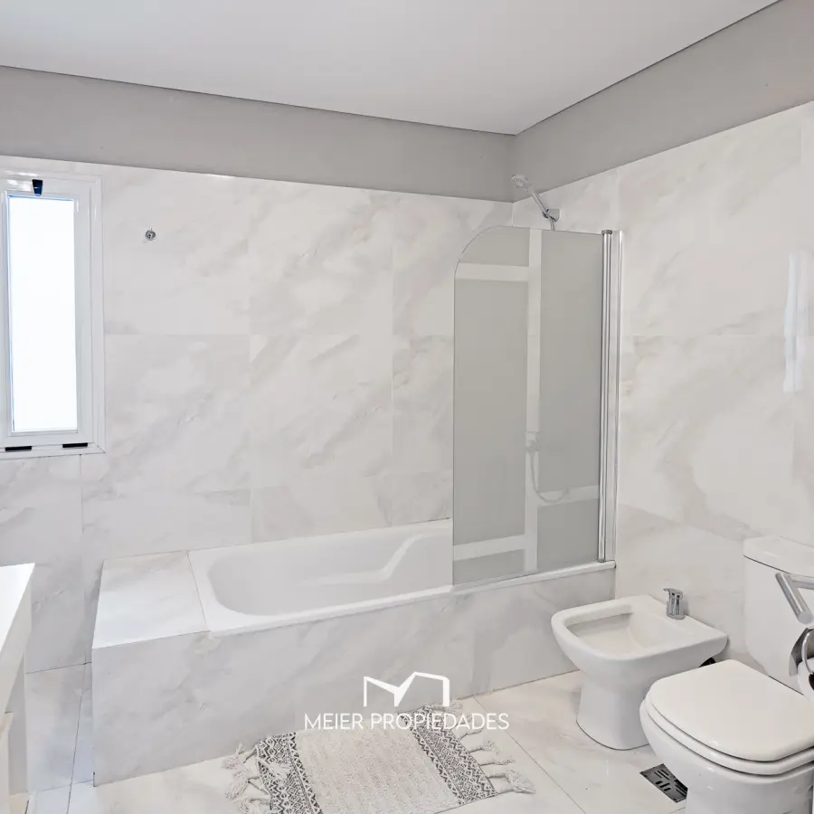 Exclusiva Residencia con Fondo a la Laguna y Muelle en Lagos de San Eliseo Lote: 193 - Imagen 12
