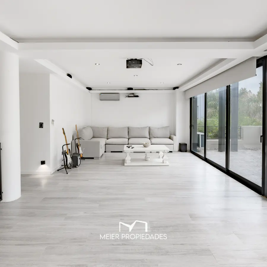 Exclusiva Residencia de Categoría en "Lagos de San Eliseo" - 400m2 - Lote: 4 - Imagen 18