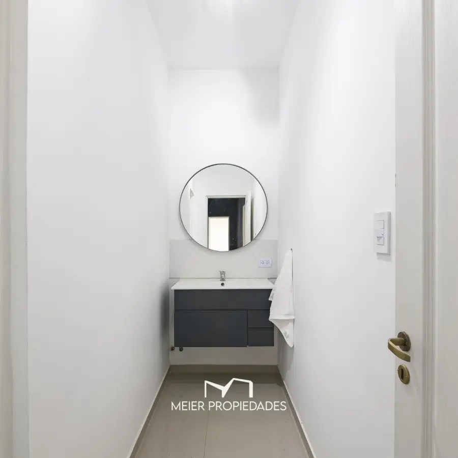 Exclusiva Residencia de Categoría con Master Suite de Lujo y Pileta en "Lagos de Canning" - Imagen 8