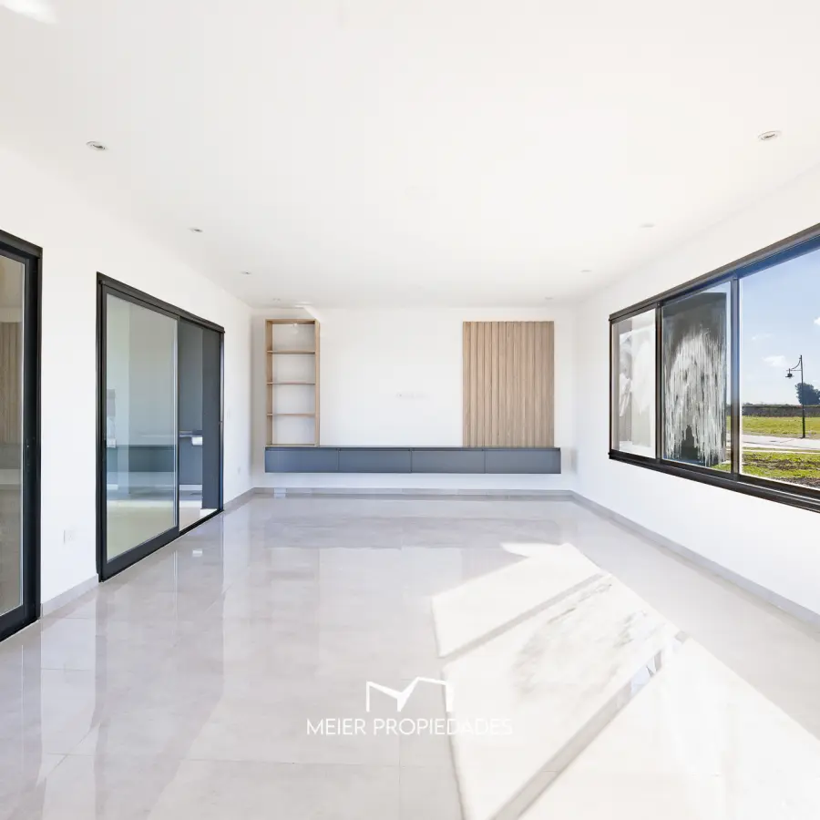 Moderna Residencia a Estrenar con Piscina y Master Suite en "El Rebenque" Canning - Imagen 7