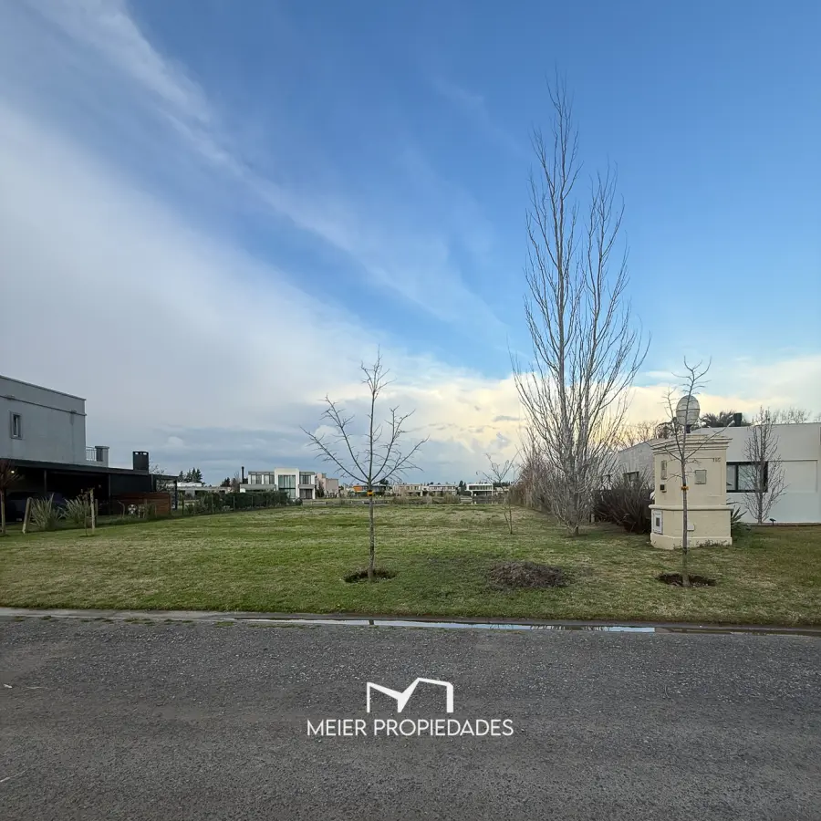Lote en Barrio "Lagos de San Eliseo" Canning - AL LAGO - 900M2 - LOTE: 192 - Imagen 3