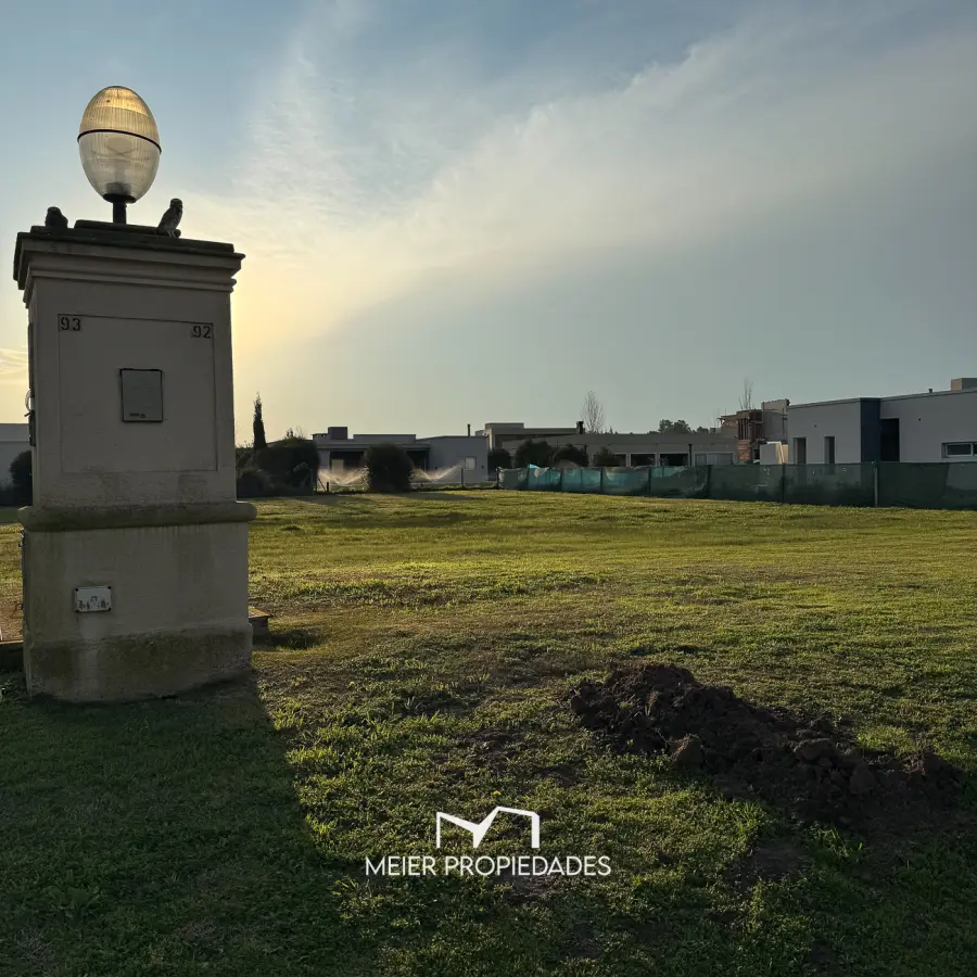 Lote en Barrio "Lagos de San Eliseo" Canning - 800M2 - LOTE: 92 - Imagen 1