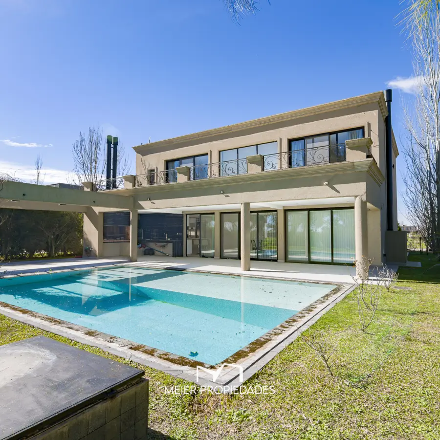 Gran Residencia de 7 ambientes 330 m² con Pileta y Galería en Lagos de San Eliseo - Imagen 12