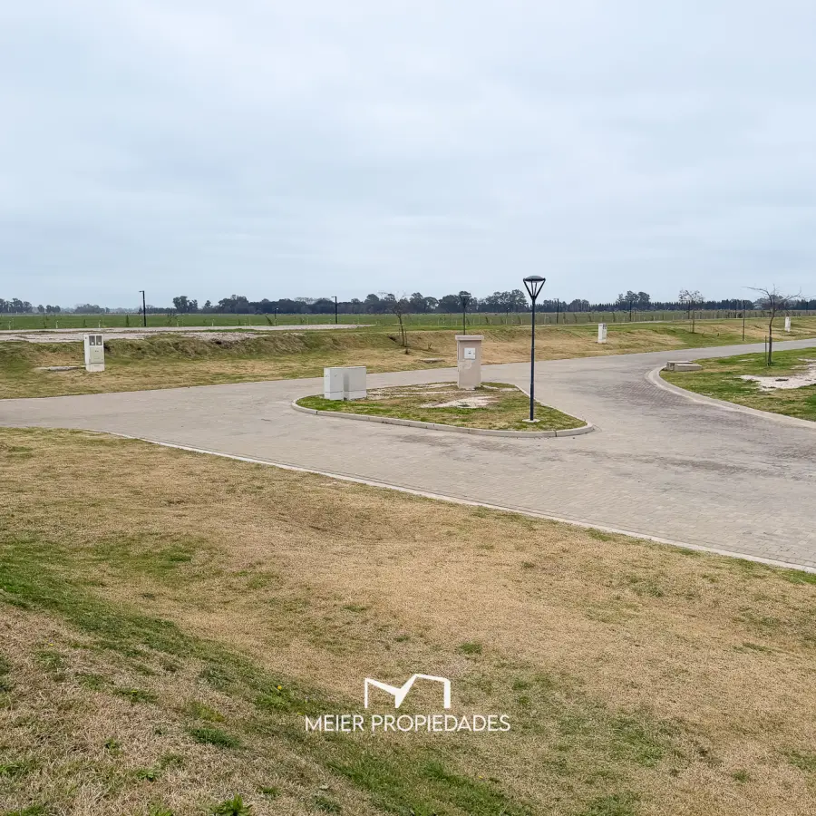 Lote en Barrio "Las Victorias" Canning - Interno - 600 M2 LOTE: 420 - Imagen 1