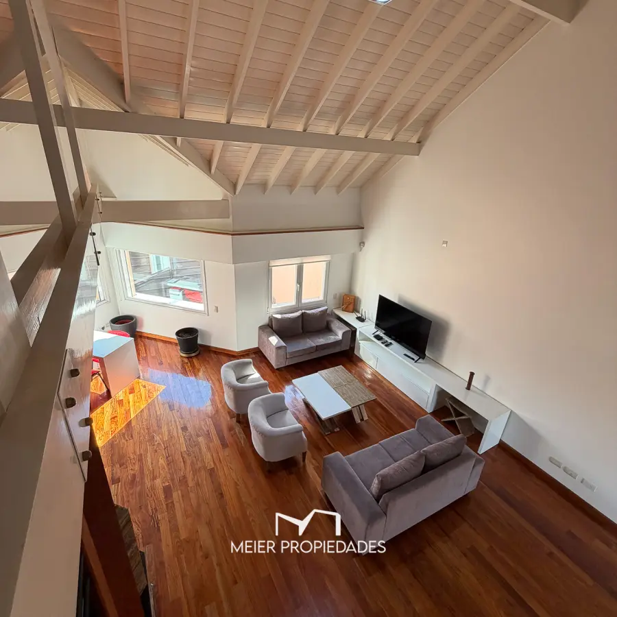 Casa de categoría de 475 m² con gran parque, pileta climatizada y quincho independiente – Ramos Mejía - Imagen 14