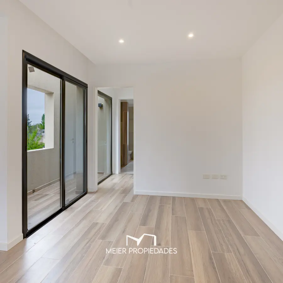 Casa a estrenar de DIseño Contemporáneo, 3 dormitorios, piscina en Lagos de San Eliseo. - Imagen 26