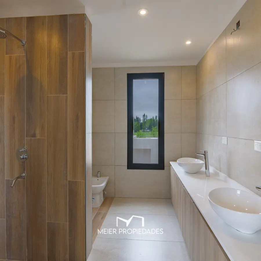 Casa a estrenar de DIseño Contemporáneo, 3 dormitorios, piscina en Lagos de San Eliseo. - Imagen 27